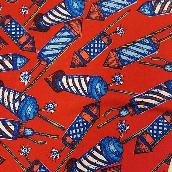 Lularoe Firecracker Randy - Picture 2 of 6